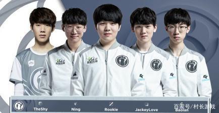 亚历克斯 亚历克斯