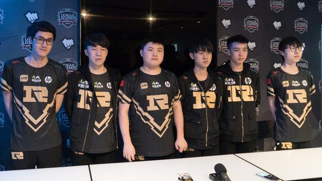 战术匮乏时 战术匮乏时